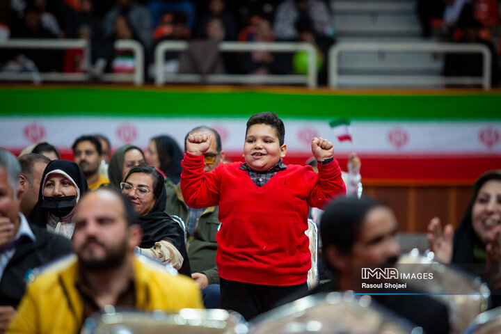 دومین شب جشن دهه فجر خانواده اتوبوسرانی شهرداری اصفهان