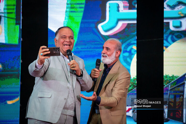 دومین شب جشن دهه فجر خانواده اتوبوسرانی شهرداری اصفهان