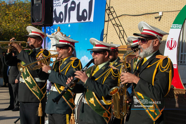آیین نواختن زنگ انقلاب در مدارس استان فارس
