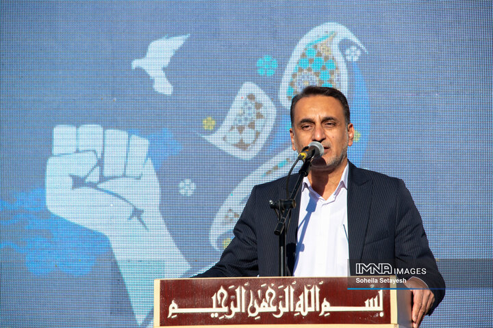 آیین نواختن زنگ انقلاب در مدارس استان فارس