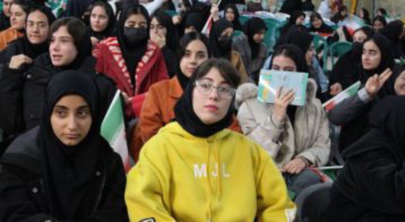 نواخته شدن زنگ انقلاب در مدارس کهگیلویه و بویراحمد+عکس