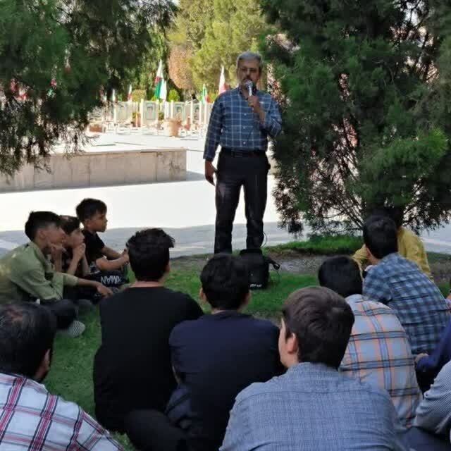 اینجا رشادتها و ایثار در قامت نوجوانان معنا پیدا میکند