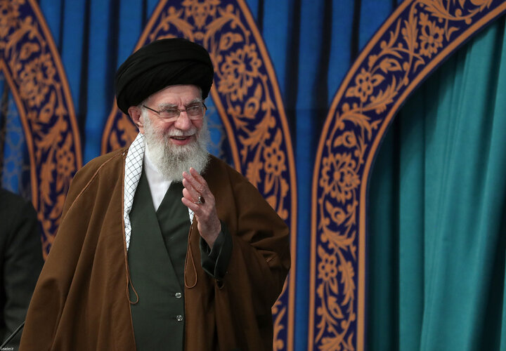 دیدار شرکت‌کنندگان در مسابقات بین‌المللی قرآن با رهبر انقلاب