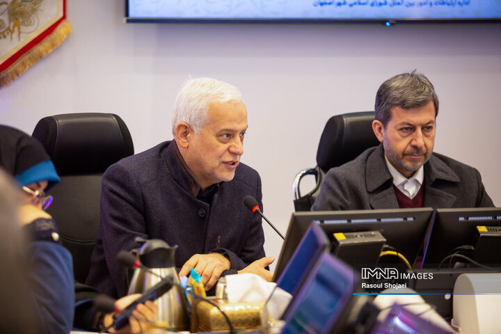 جلسه علنی شورای شهر اصفهان