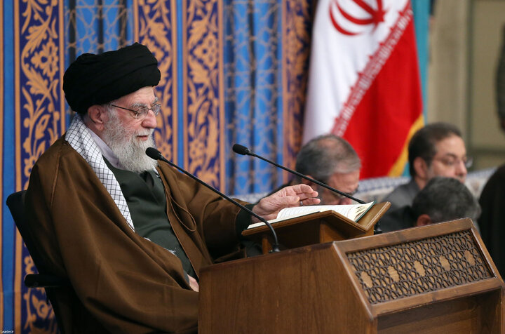 دیدار شرکت‌کنندگان در مسابقات بین‌المللی قرآن با رهبر انقلاب