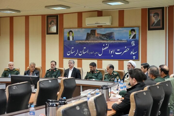 تأکید استاندار لرستان بر نقش سپاه و بسیج در امنیت و توسعه استان