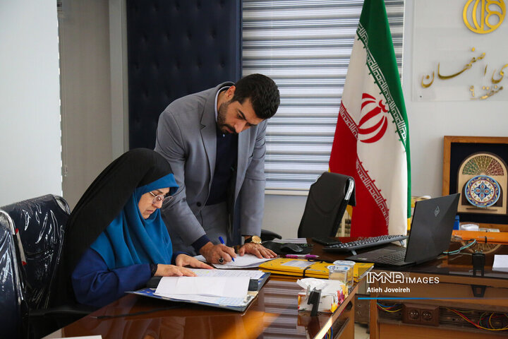 کمیته نظارتی شورای شهر اصفهان در شهرداری منطقه 9