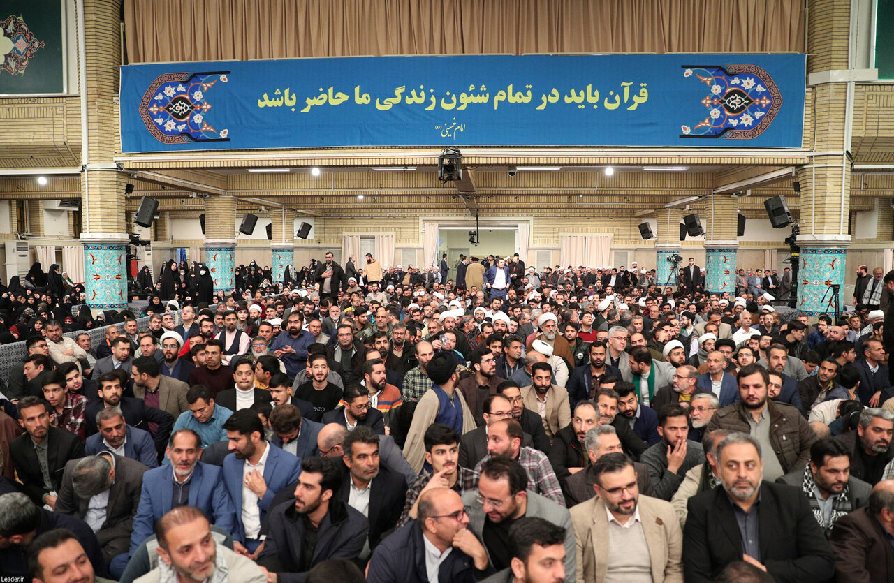 لحظاتی از جنس نور، دیداری ویژه در سایه‌سار کلام وحی