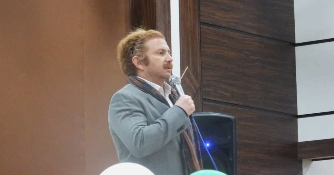 آموزش و پرورش در نوک پیکان پیشرفت و توسعه جامعه قرار دارد