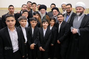 دیدار شرکت‌کنندگان در مسابقات بین‌المللی قرآن با رهبر انقلاب