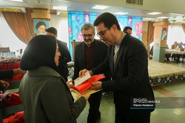 مراسم تجلیل از جانبازان و فرزندان شاهد شهرداری اصفهان