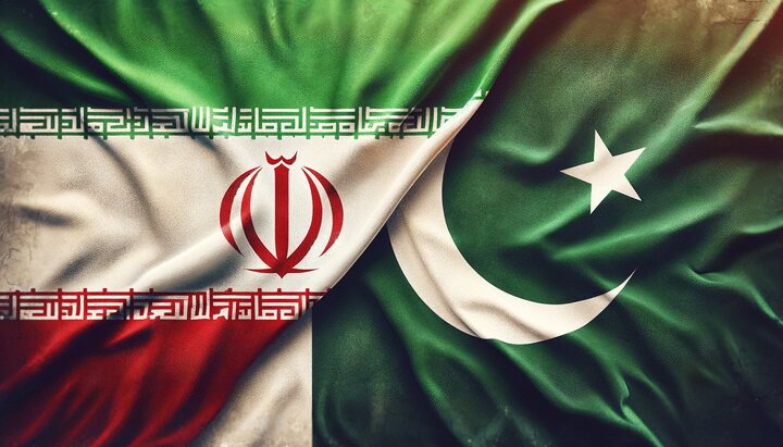 Iran, Pakistan Vow to Strengthen Ties in High-Level Tehran Meeting