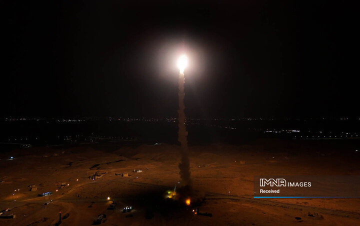 انهدام اهداف متخاصم توسط سامانه راهبردی و برد بلند پدافند هوایی باور 373 در رزمایش پدافند هوایی اقتدار 1403