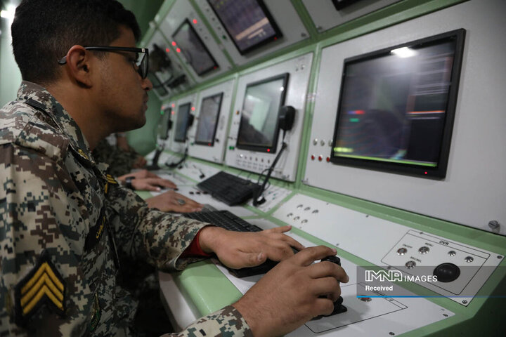 انهدام اهداف متخاصم توسط سامانه راهبردی و برد بلند پدافند هوایی باور 373 در رزمایش پدافند هوایی اقتدار 1403