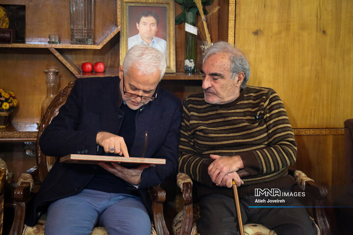 دیدار شهردار اصفهان با پیشکسوت حوزه میراث فرهنگی
