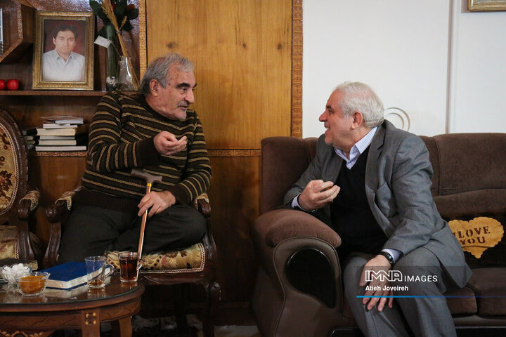 دیدار شهردار اصفهان با پیشکسوت حوزه میراث فرهنگی