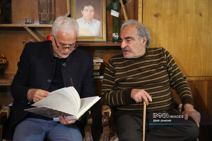 دیدار شهردار اصفهان با پیشکسوت حوزه میراث فرهنگی