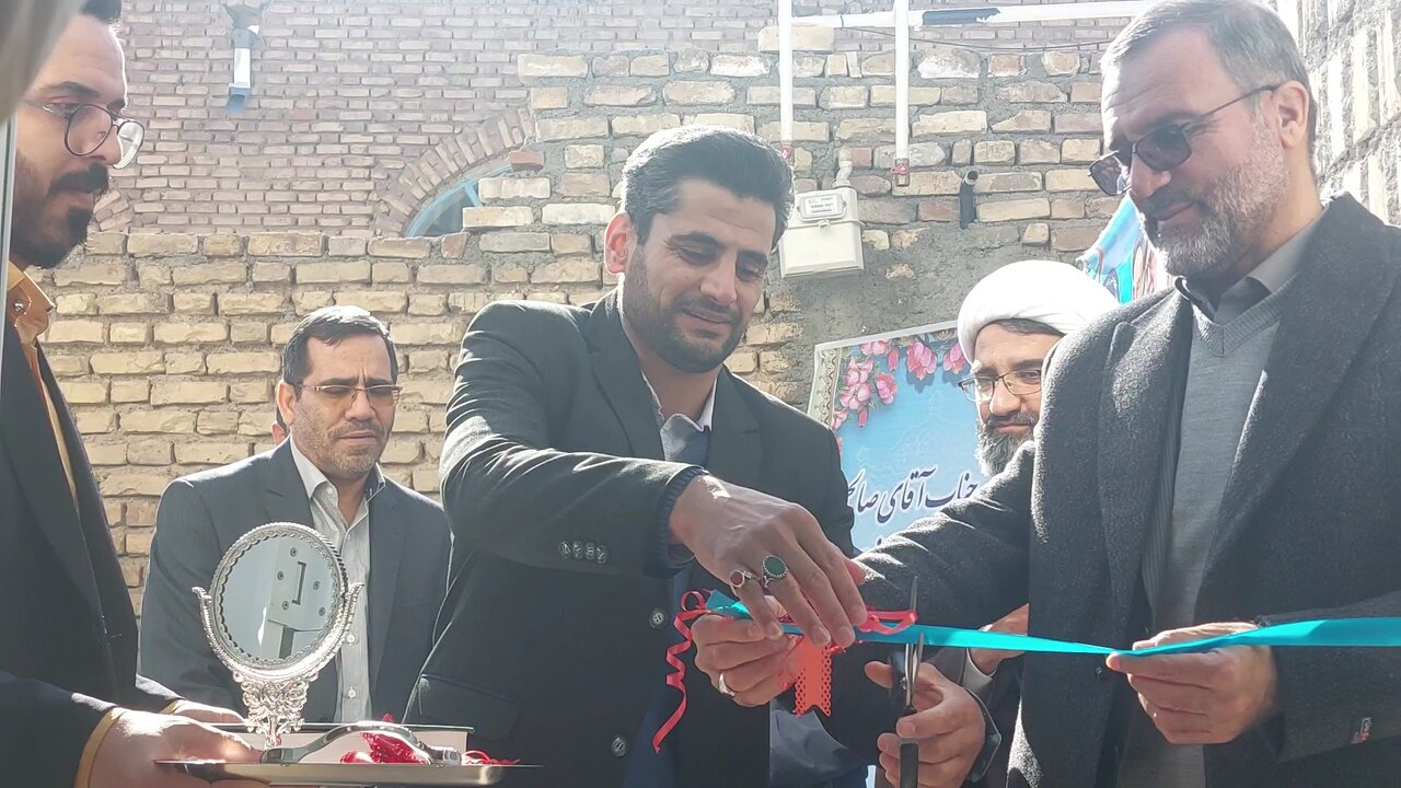 افتتاح ۳۰ پروژه همزمان با دهه فجر انقلاب اسلامی در نایین