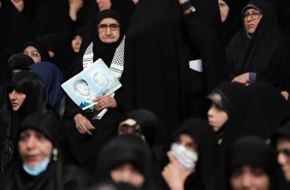 روایتی از شجاعت تا درایت زنان در روزهای انقلاب