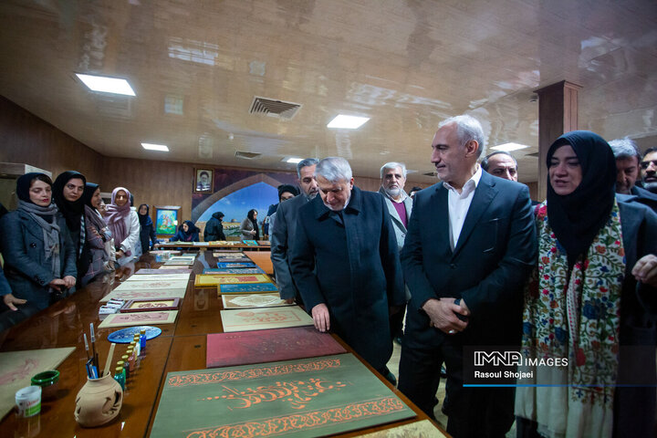 آیین بهره‌برداری از پروژه‌های احیا و مرمت شده تخت فولاد