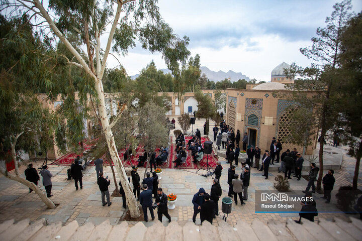 تخت‌فولاد تجلی ایمان و میراث معنوی اصفهان است