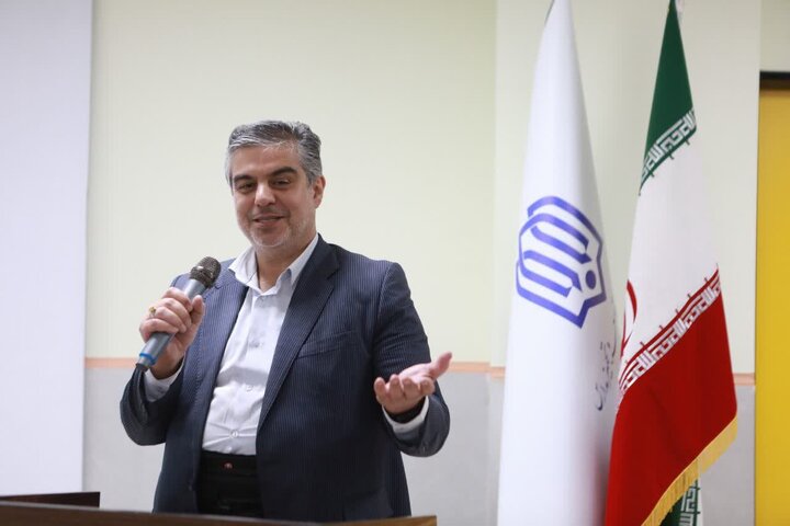 معلمان از مشق و منش شهدا الگوبرداری می‌کنند