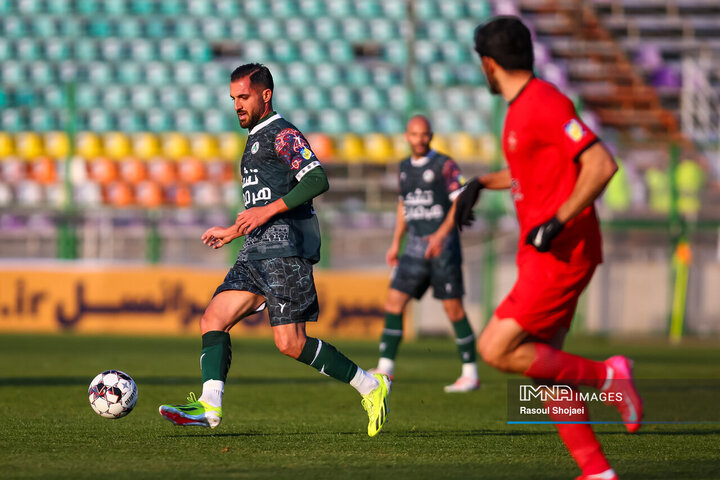 لیگ برتر فوتبال؛ ذوب‌آهن _ تراکتورسازی