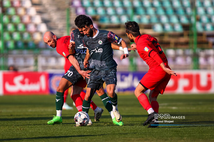 لیگ برتر فوتبال؛ ذوب‌آهن _ تراکتورسازی