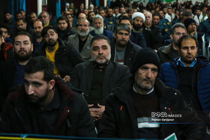 گلباران مزار مطهر شهدای اصفهان