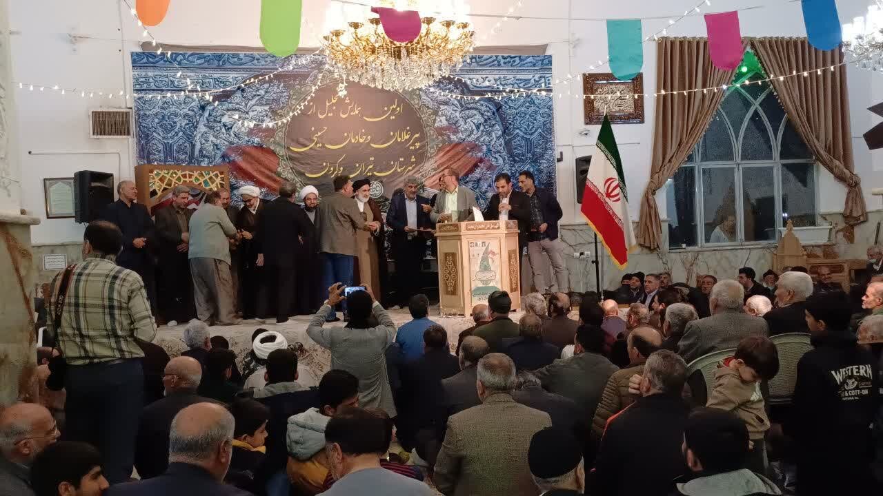 افتخار خادمی اهلالبیت (ع) را باید قدرشناس بود