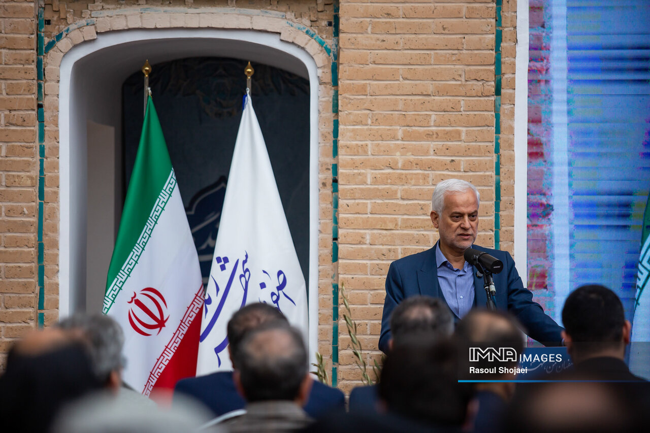 حرکت سریعالسیر قطار خدمت در نصفجهان