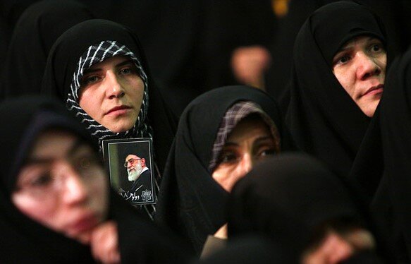 چند برگی از تاریخ دستاوردهای زنان و خانواده در انقلاب اسلامی ایران