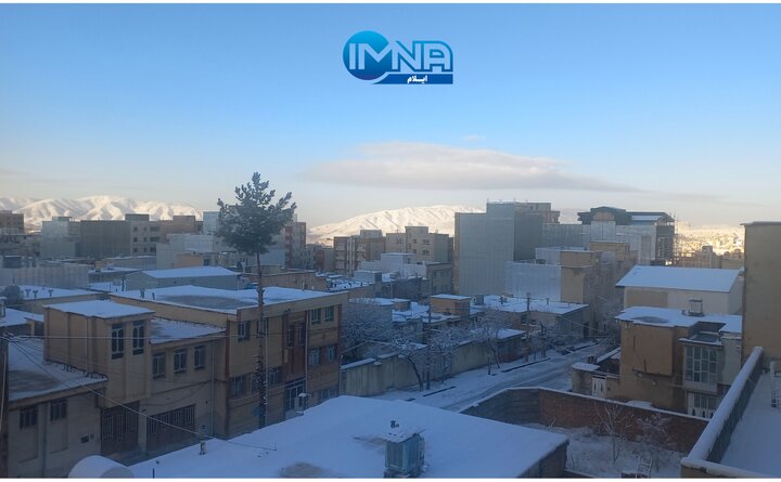 بروز یخبندان در معابر ایلام + فیلم