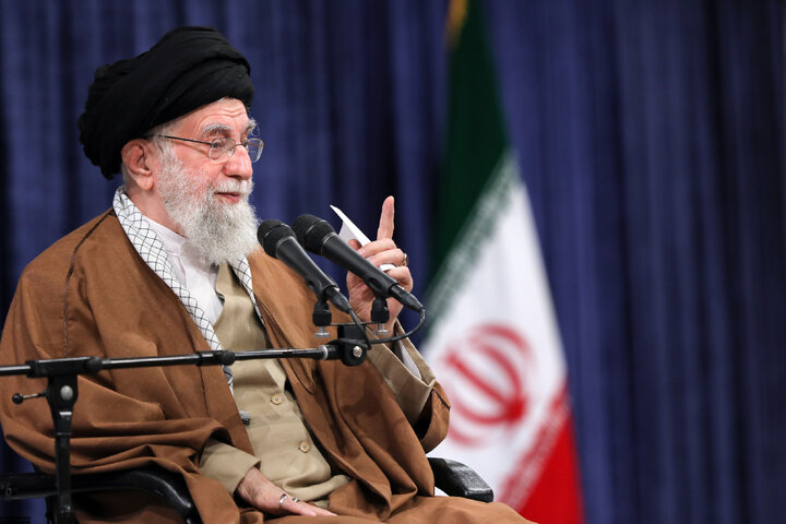 دیدار جمعی از فرماندهان نیروی هوایی و پدافند هوایی ارتش با رهبر انقلاب