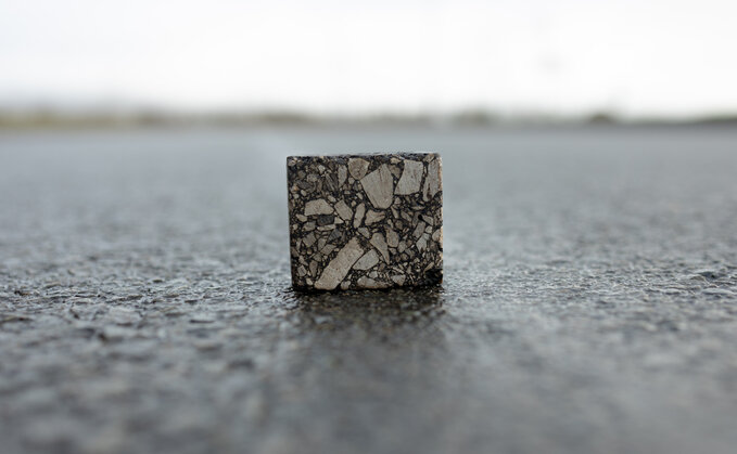 تحول در ساخت جادهها با آسفالت خودترمیم شونده