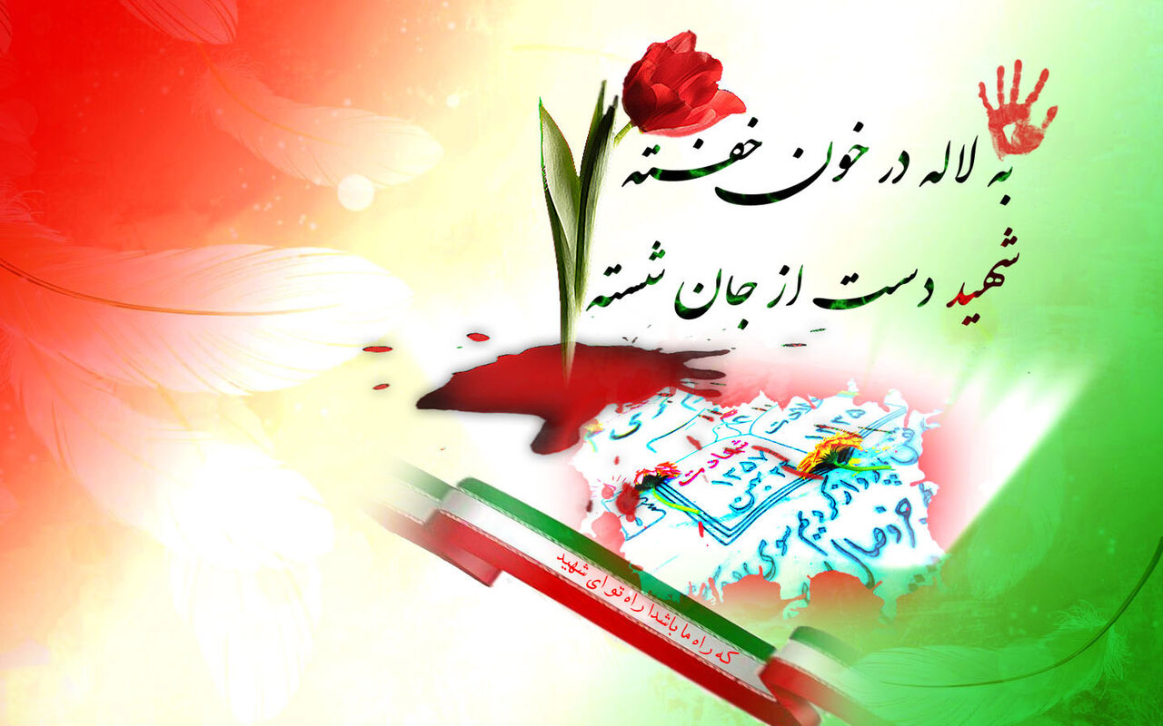 شعر هرگز پشت انقلاب را خالی نکرده است