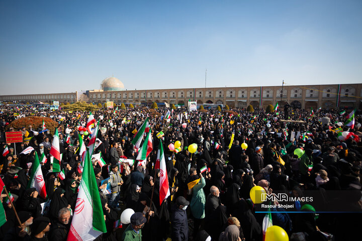 راهپیمایی یوم‌الله ۲۲ بهمن در اصفهان