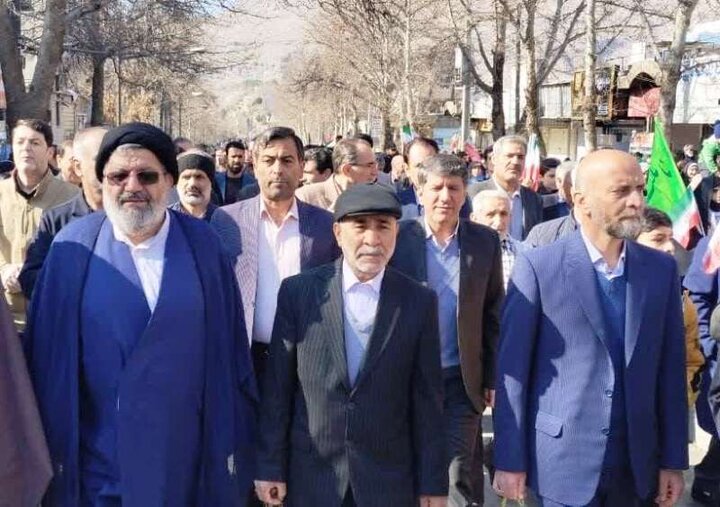 بیداری ملت‌ها و ایستادگی در برابر استکبار از پیامدهای انقلاب اسلامی ایران است
