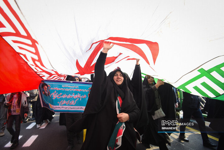 راهپیمایی 22 بهمن در تهران