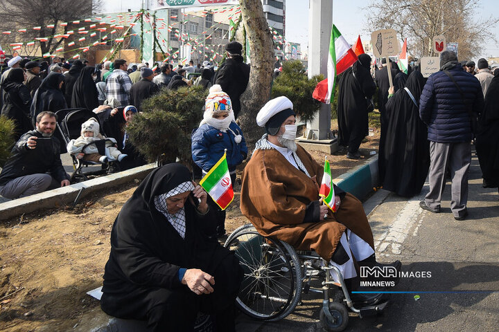 راهپیمایی 22 بهمن در تهران