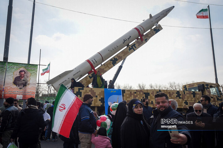 راهپیمایی 22 بهمن در تهران