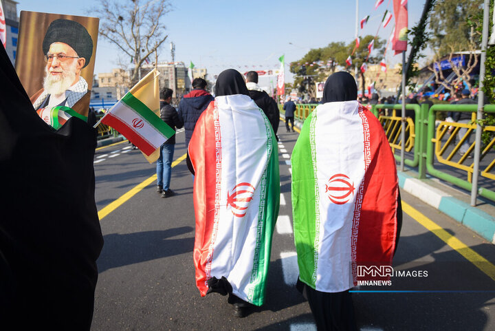 راهپیمایی 22 بهمن در تهران