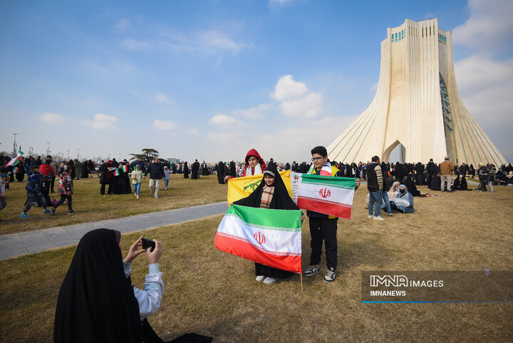 راهپیمایی 22 بهمن در تهران
