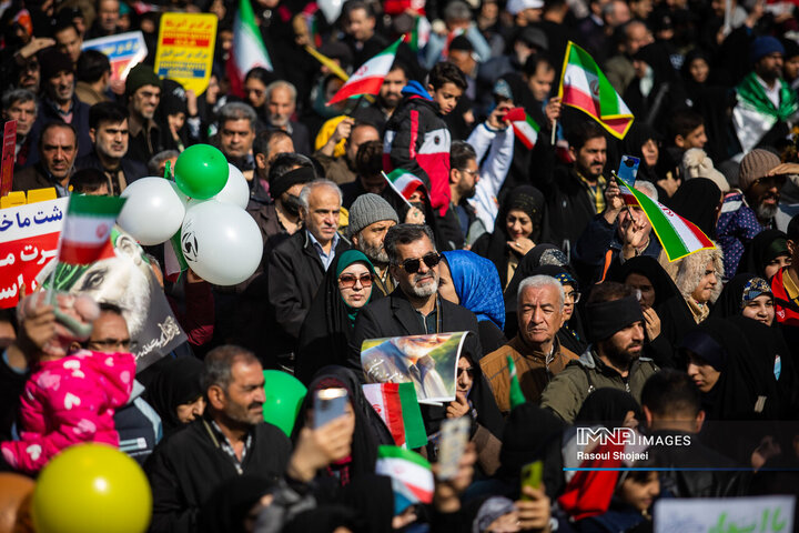 راهپیمایی یوم‌الله ۲۲ بهمن در اصفهان