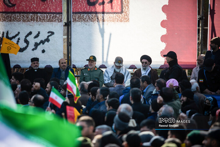 راهپیمایی یوم‌الله ۲۲ بهمن در اصفهان