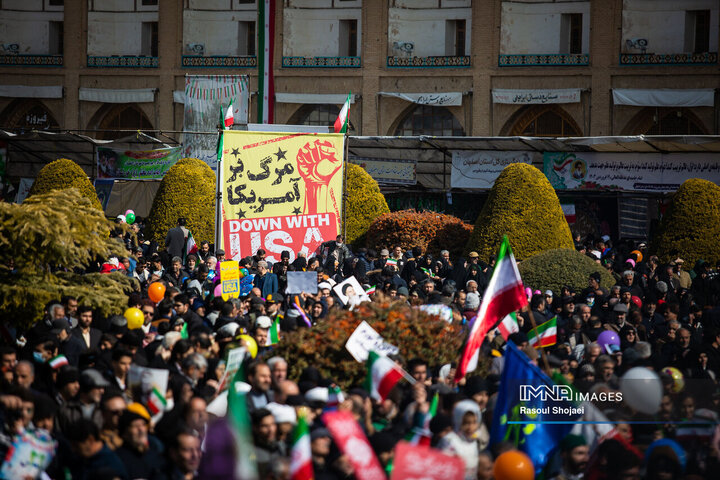 راهپیمایی یوم‌الله ۲۲ بهمن در اصفهان