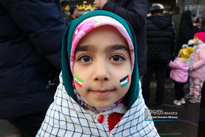 راهپیمایی 22 بهمن در مشهد