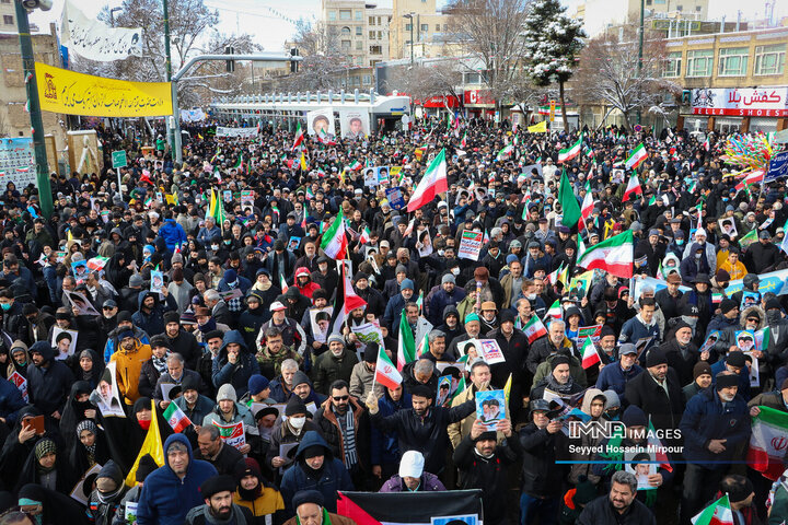 راهپیمایی 22 بهمن در مشهد
