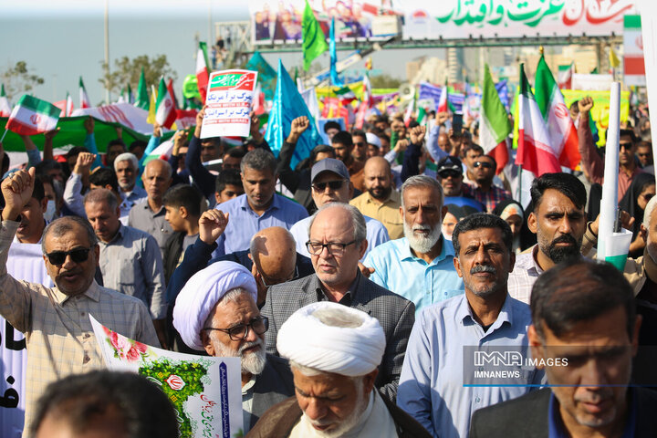 جشن پیروزی انقلاب در بندرعباس