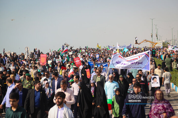 جشن پیروزی انقلاب در بندرعباس